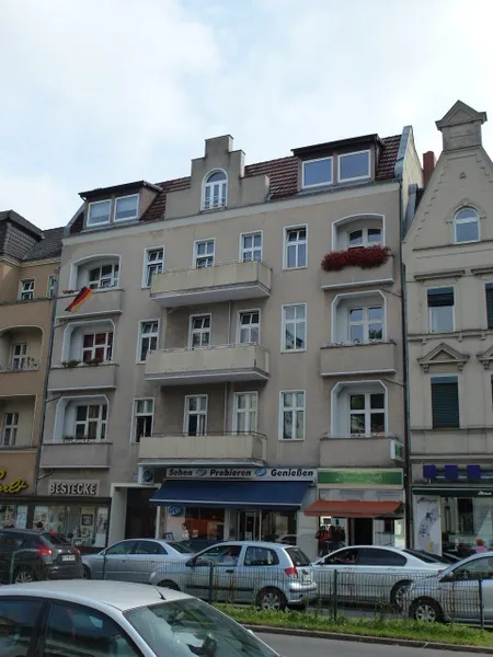 Wohnen mit Charakter: Modernisierte 2-Zimmer-Wohnung in Berlin-Mariendorf — photo 1